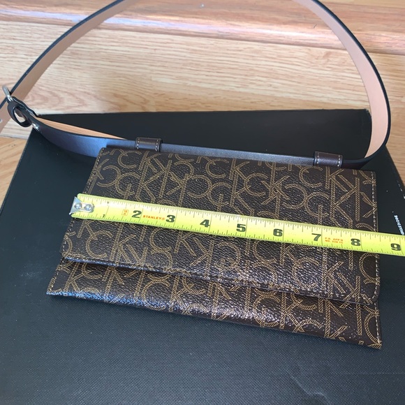 CALVIN KLEIN Belt Bag - Picture 7 of 14